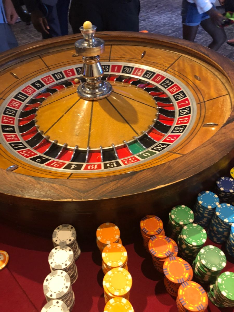 Big Lucky Slots کھلاڑیوں کے لیے لائیو کیسینو سیکشن